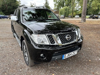 Nissan - Navara