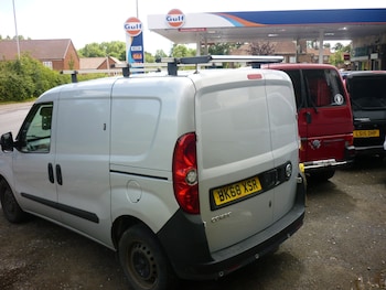 Used Vauxhall Combo 2018 for sale - 78900352: Photo