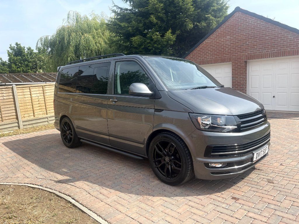 Used Volkswagen Transporter 2017 for sale - 77629151: Photo 1