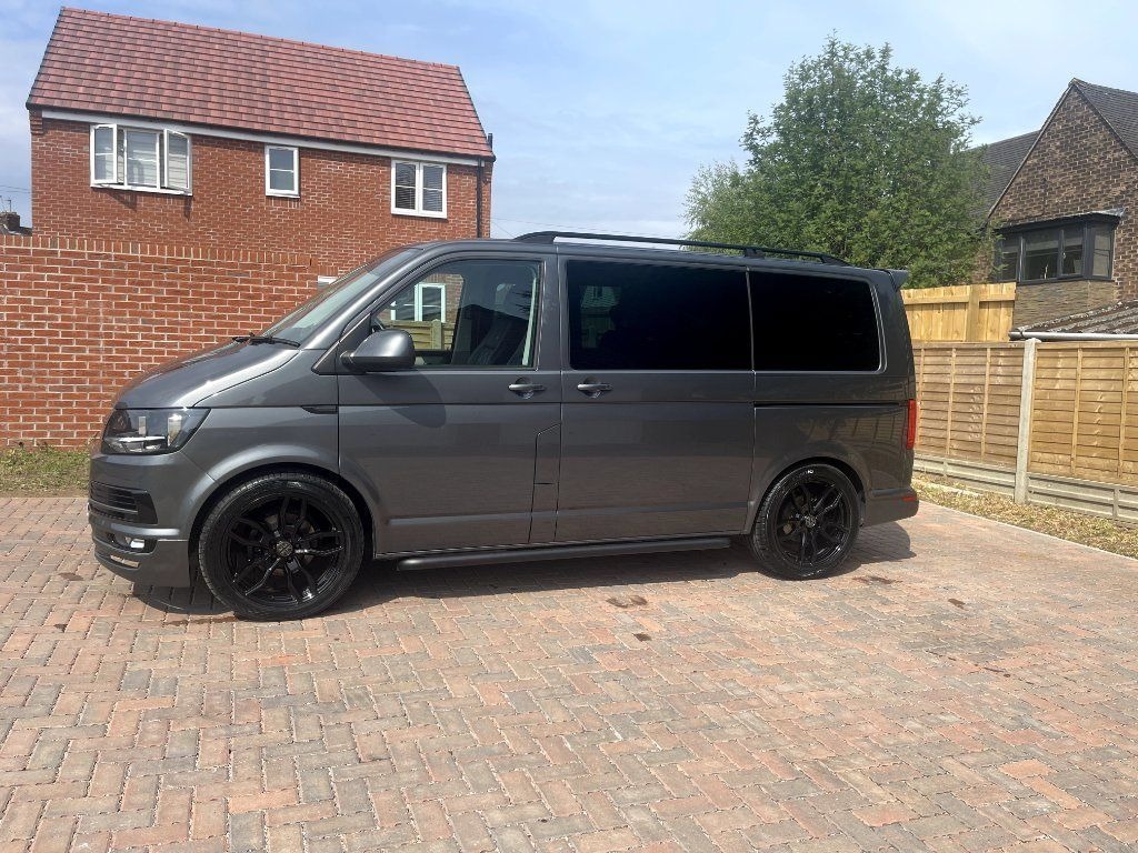 Used Volkswagen Transporter 2017 for sale - 77629151: Photo 2