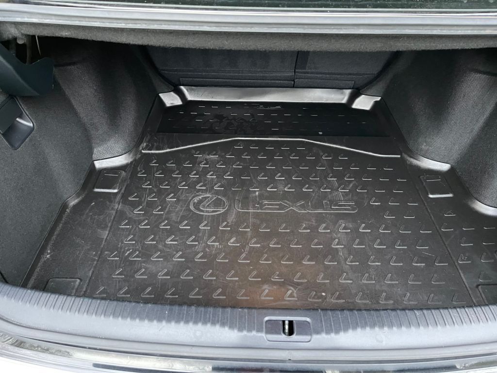 Used Lexus IS 2018 for sale - 77629436: Photo 2