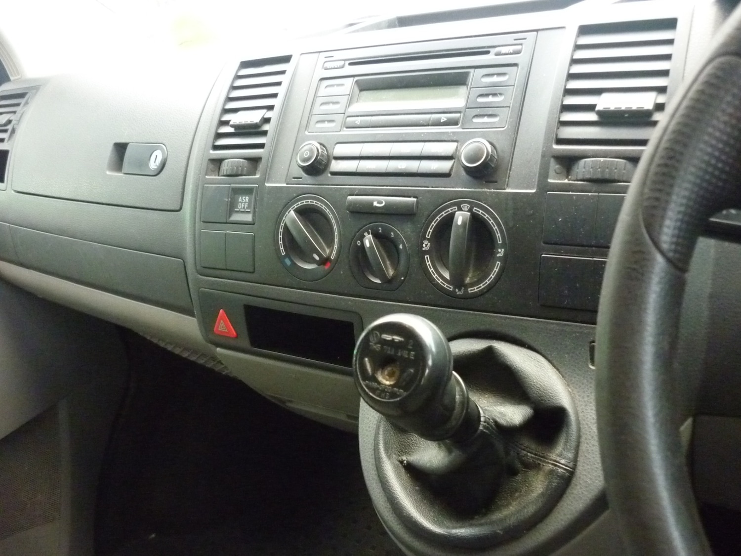 Used Volkswagen Transporter 2006 for sale - 77281349: Photo 21