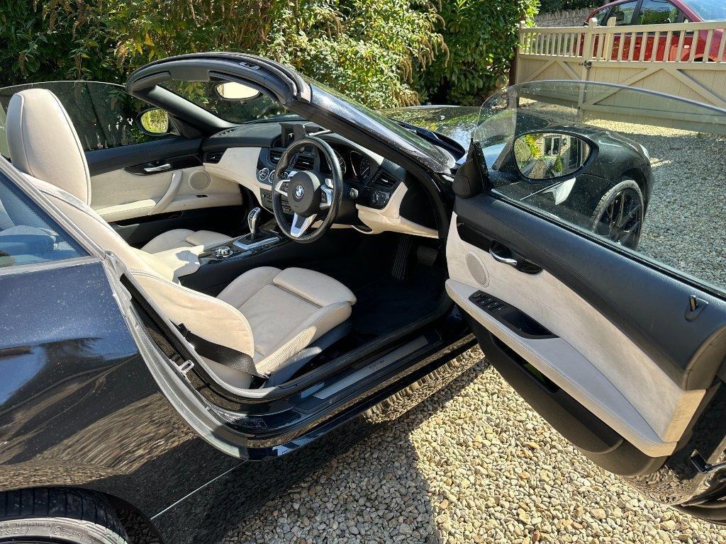 Used BMW Z4 2010 for sale - 77628803: Photo 11
