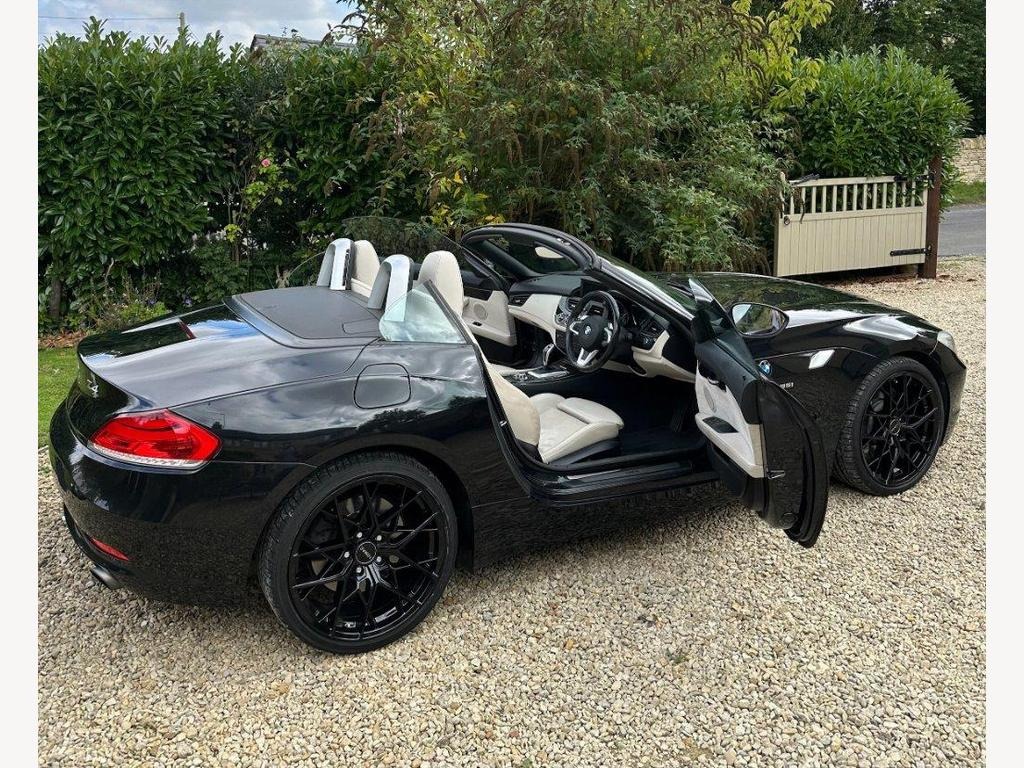 Used BMW Z4 2010 for sale - 77628803: Photo 4