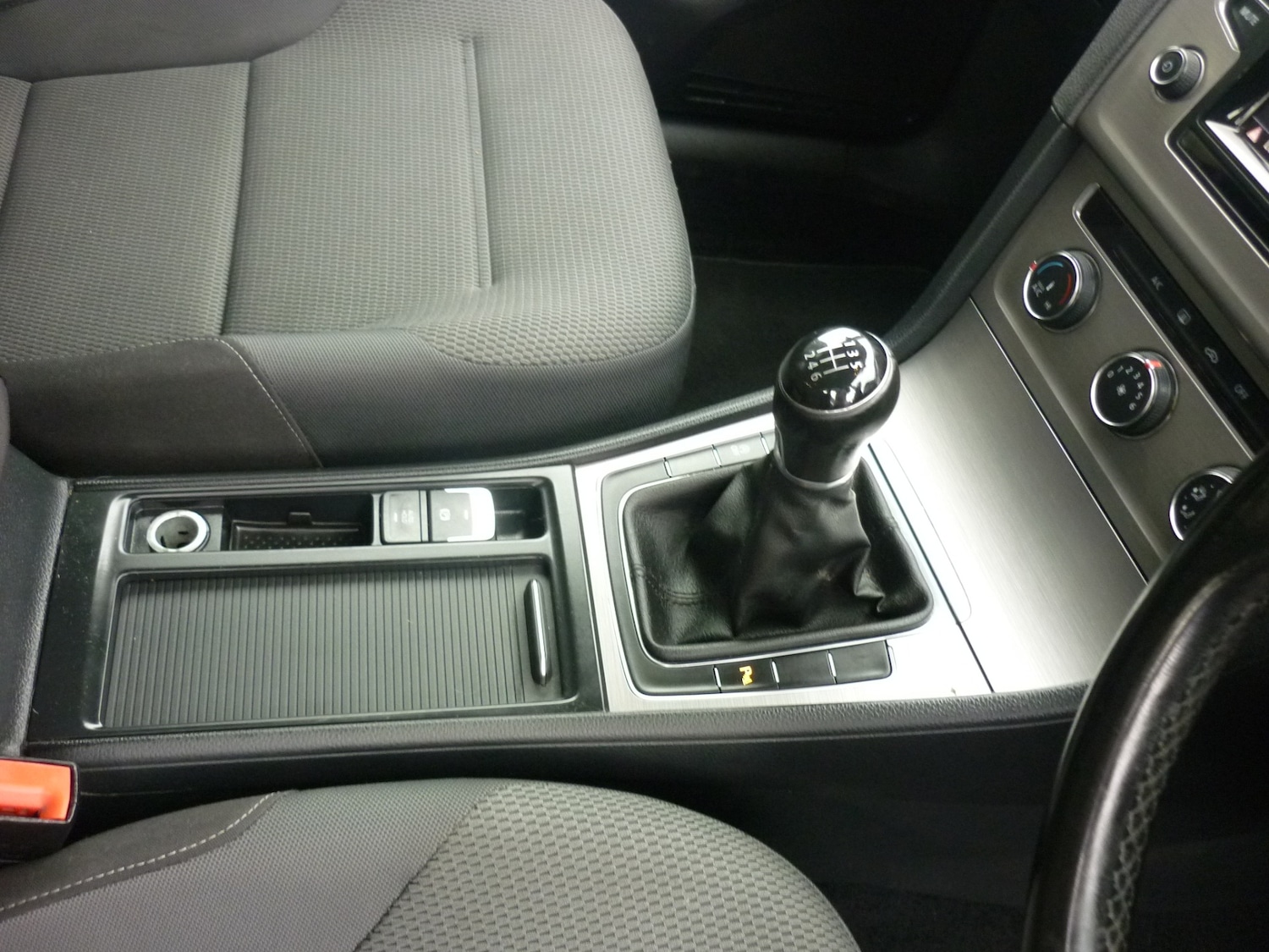 Used Volkswagen Golf 2015 for sale - 77198409: Photo 25