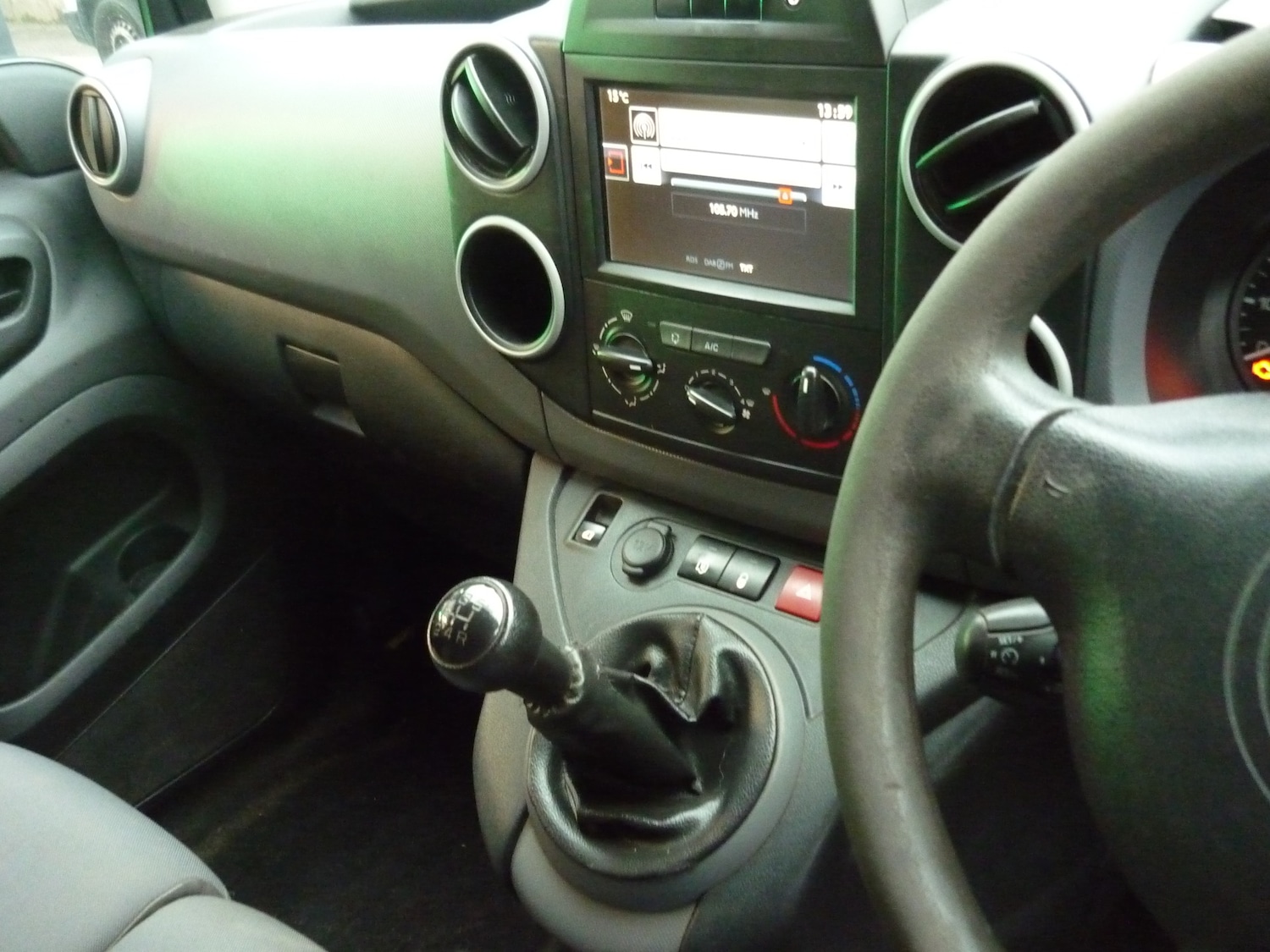 Used Citroen Berlingo 2016 for sale - 76471119: Photo 21