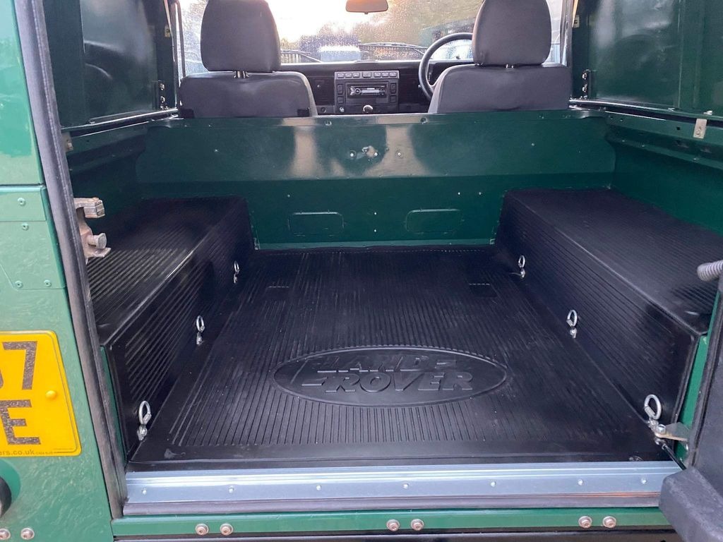 Used Land Rover Defender 2007 for sale - 77630101: Photo 7