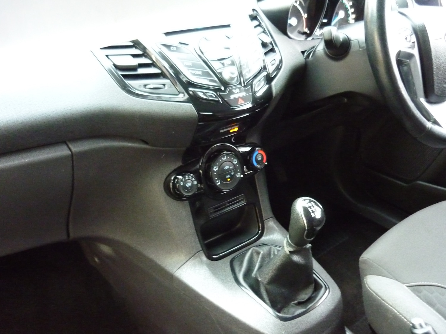 Used Ford Fiesta 2017 for sale - 77071734: Photo 16