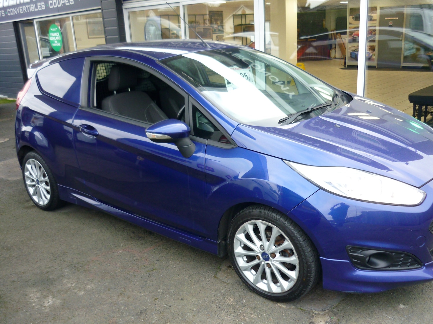 Used Ford Fiesta 2017 for sale - 77071734: Photo 9