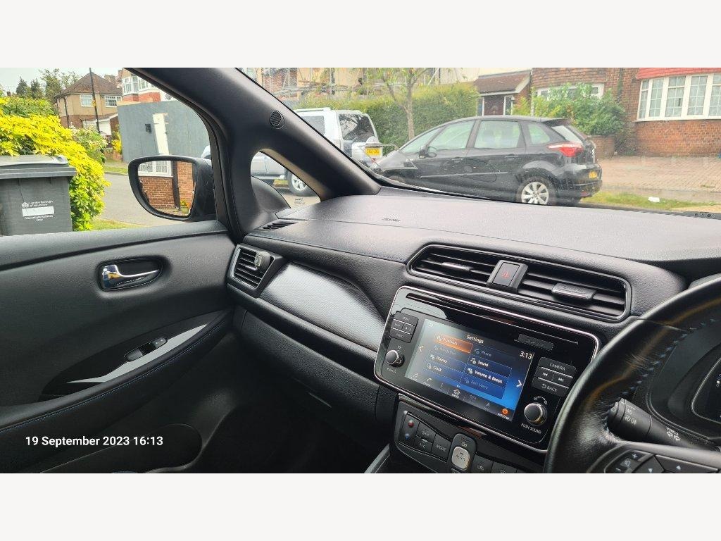 Used Nissan Leaf 2018 for sale - 77628855: Photo 9