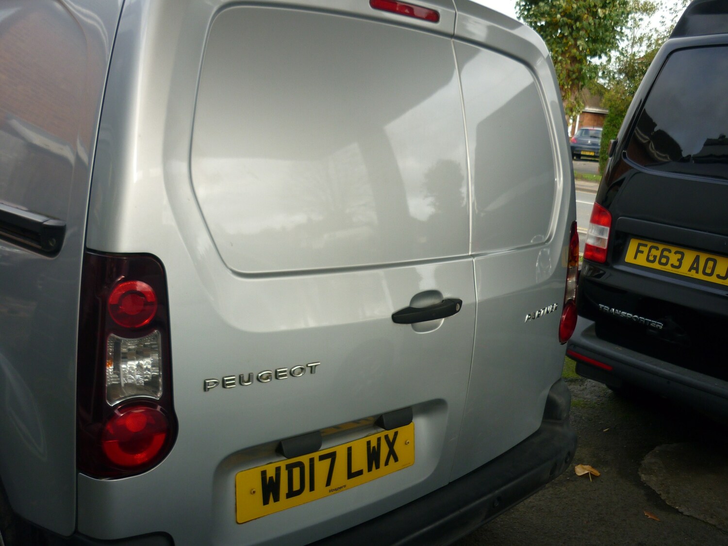 Used Peugeot Partner 2017 for sale - 76452987: Photo 11