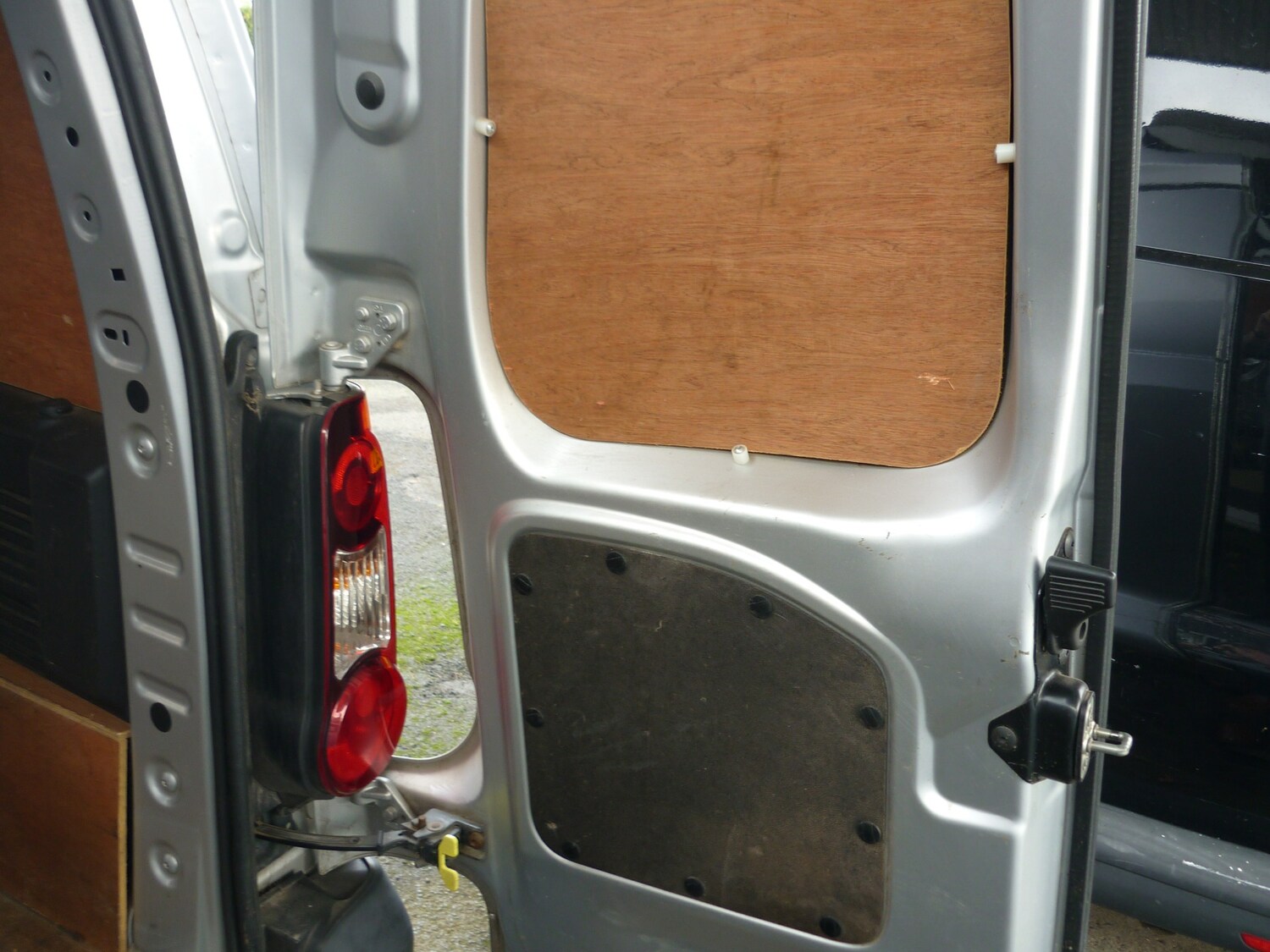 Used Peugeot Partner 2017 for sale - 76452987: Photo 13