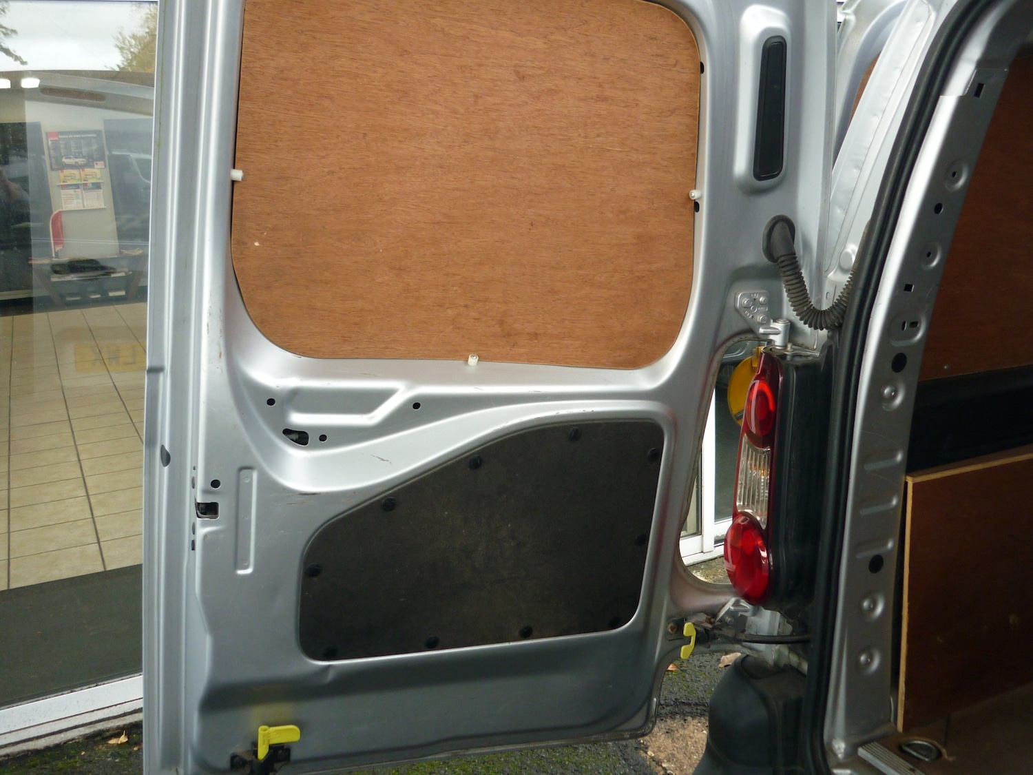 Used Peugeot Partner 2017 for sale - 76452987: Photo 14