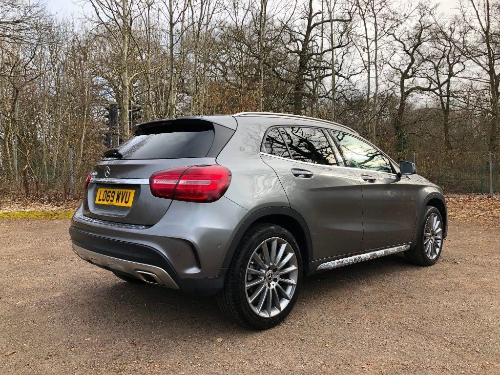 Used Mercedes-Benz GLA 2019 for sale - 77629442: Photo 3