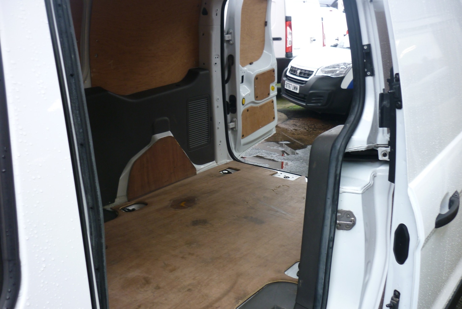 Used Ford Transit Connect 2020 for sale - 77694135: Photo 10