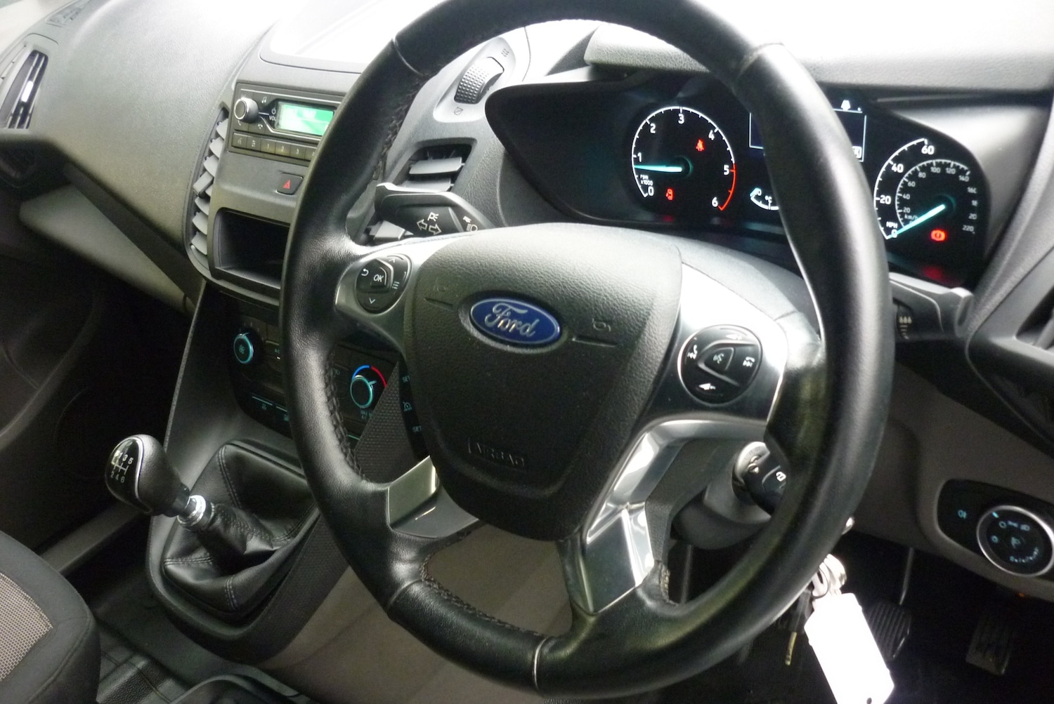 Used Ford Transit Connect 2020 for sale - 77694135: Photo 18