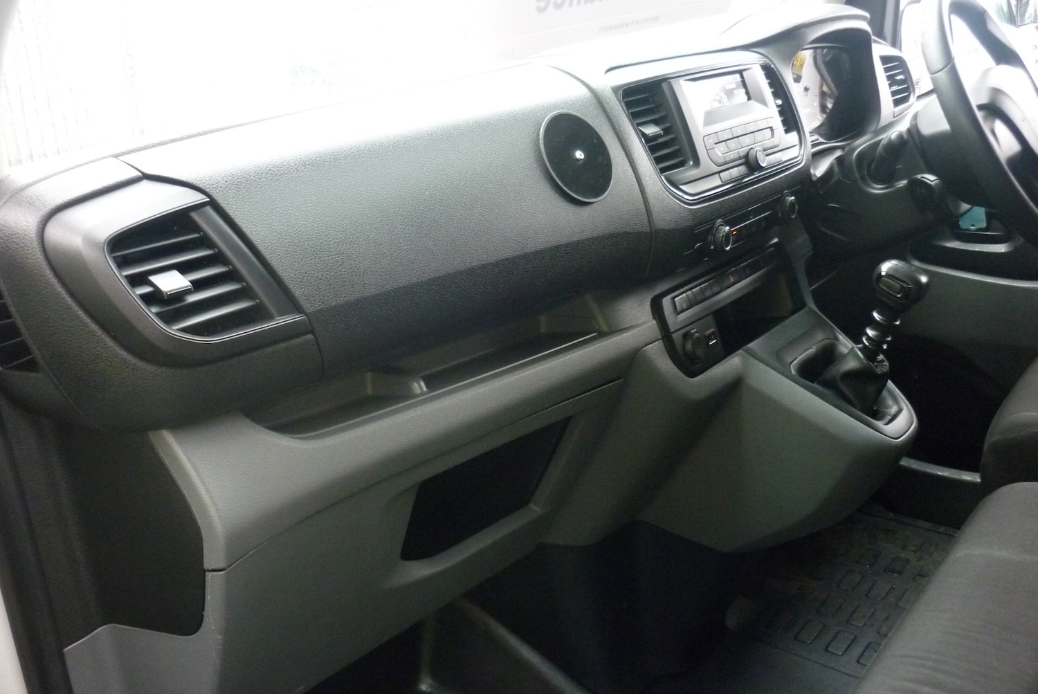 Used Peugeot Expert 2018 for sale - 77505573: Photo 26