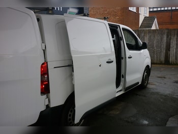 Used Peugeot Expert 2018 for sale - 77505573: Photo