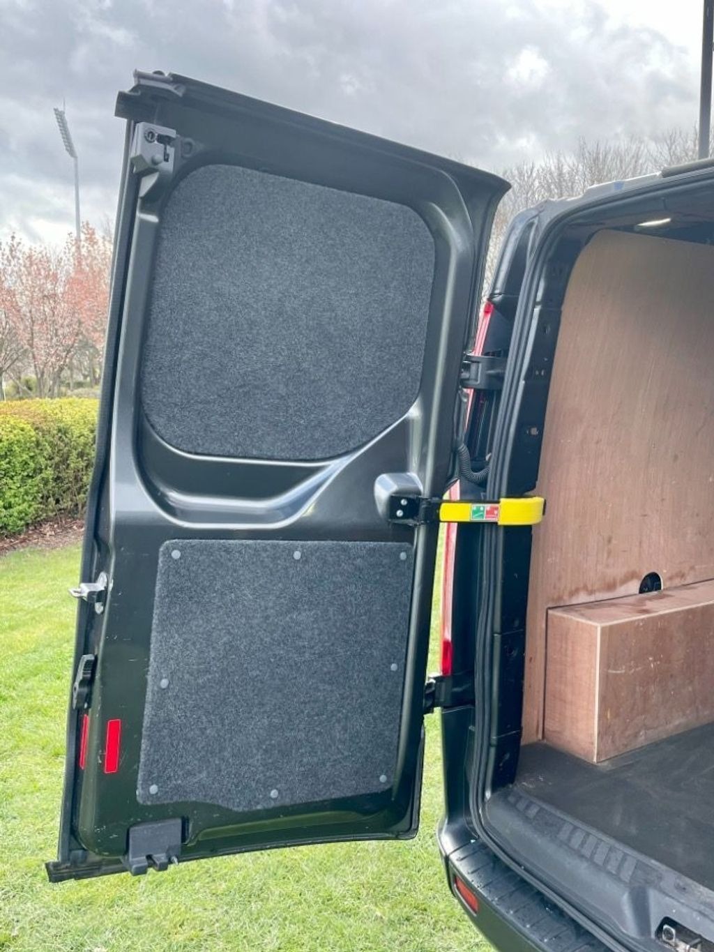 Used Ford Transit Custom 2017 for sale - 77630052: Photo 8