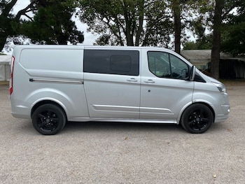 Ford Transit Custom feature image