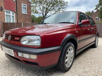 Volkswagen - Golf