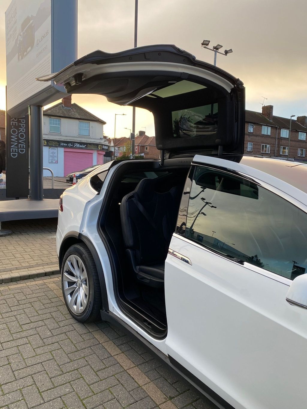 Used Tesla Model X 2017 for sale - 77630138: Photo 5