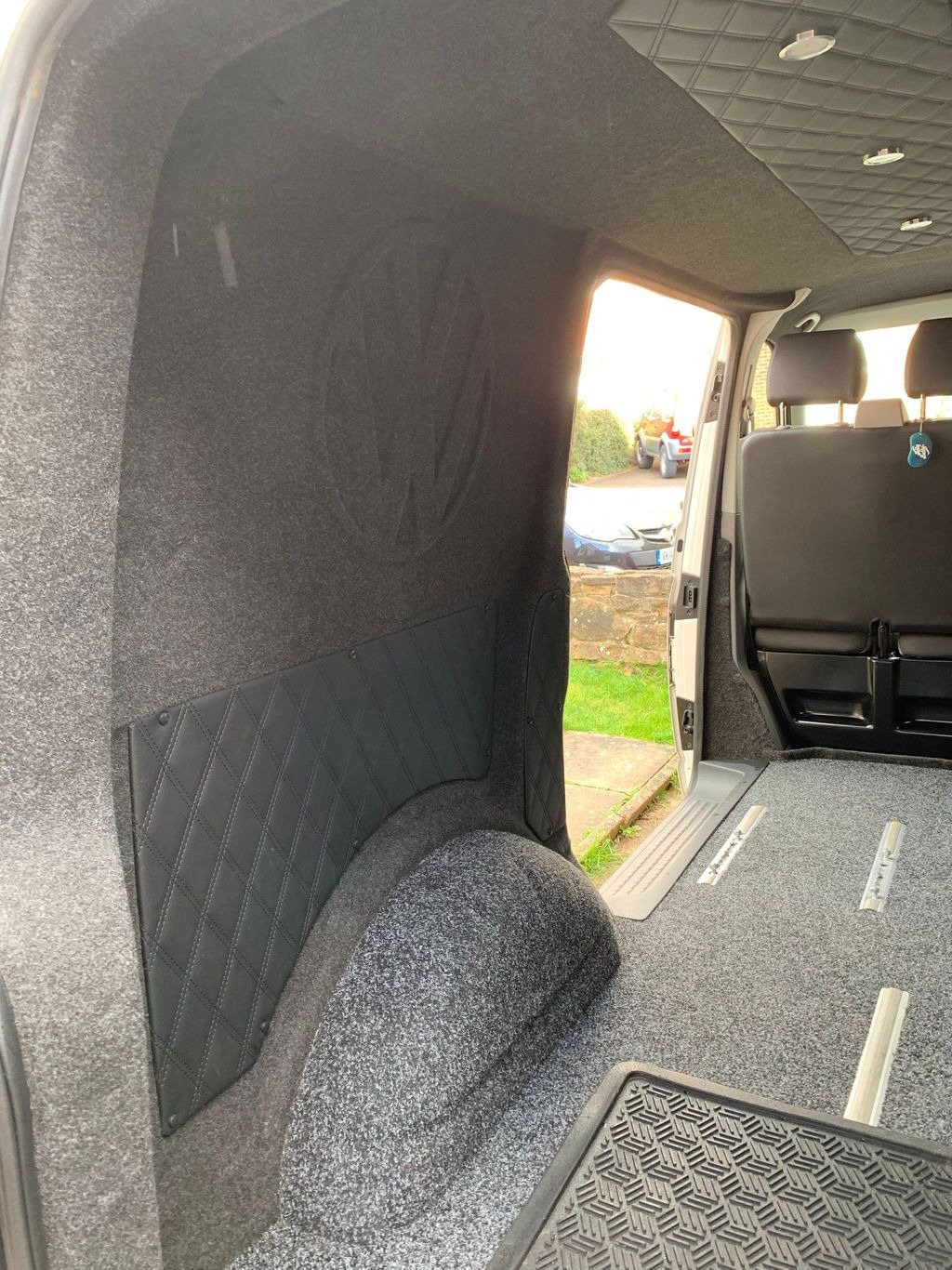 Used Volkswagen Transporter 2013 for sale - 77630147: Photo 10