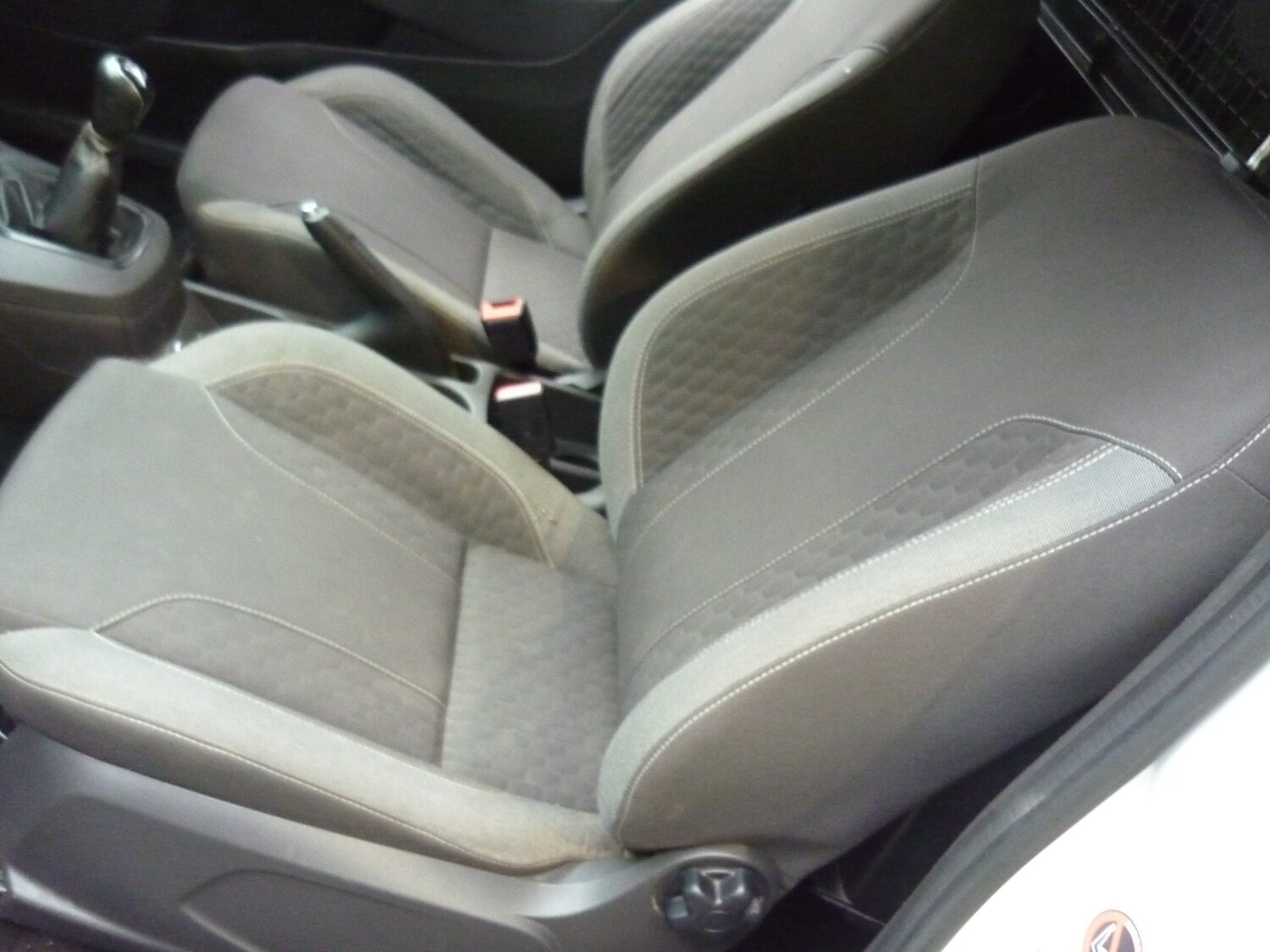 Used Ford Fiesta 2015 for sale - 77281387: Photo 16