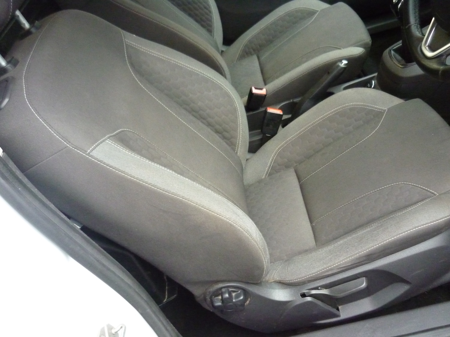 Used Ford Fiesta 2015 for sale - 77281387: Photo 17