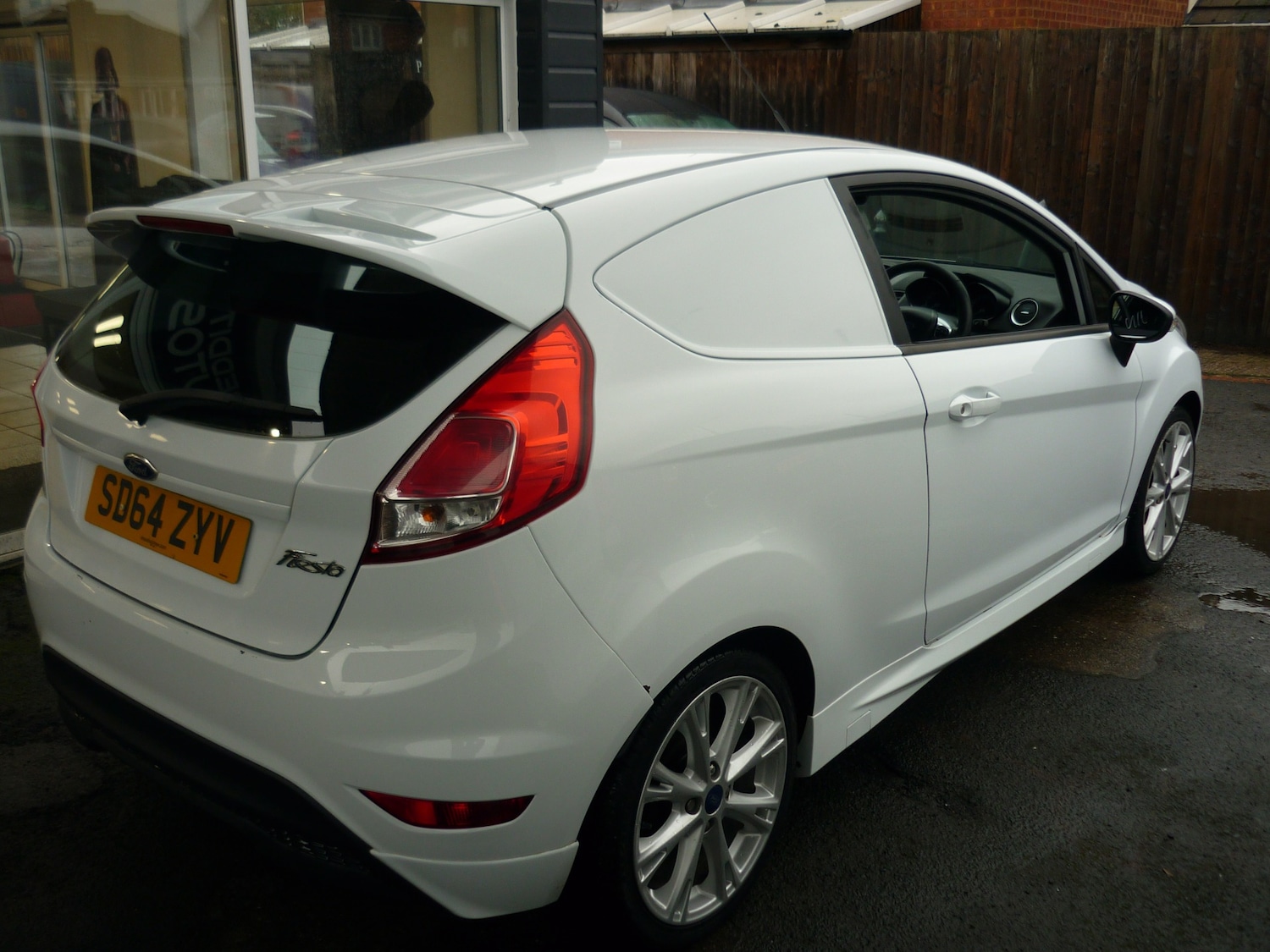 Used Ford Fiesta 2015 for sale - 77281387: Photo 7