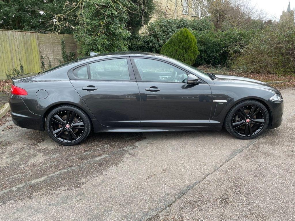 Used Jaguar XF 2015 for sale - 77628830: Photo 2