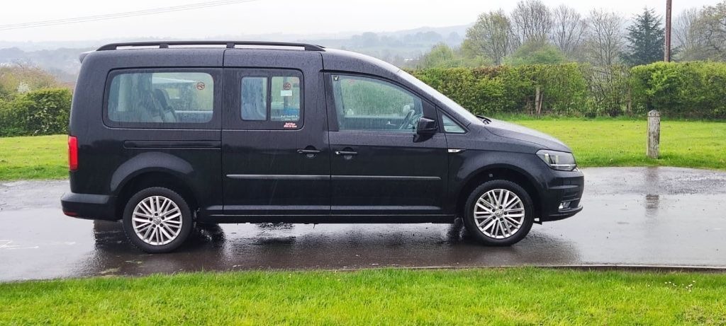 Used Volkswagen Caddy Maxi Life 2017 for sale - 77629147: Photo 2