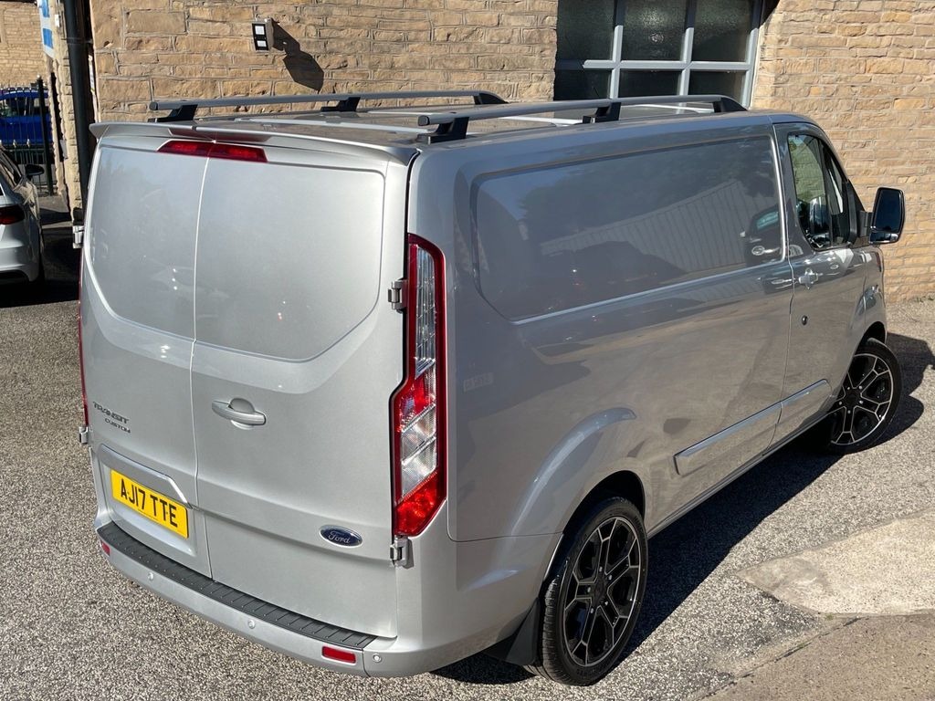 Used Ford Transit Custom 2017 for sale - 77630010: Photo 2