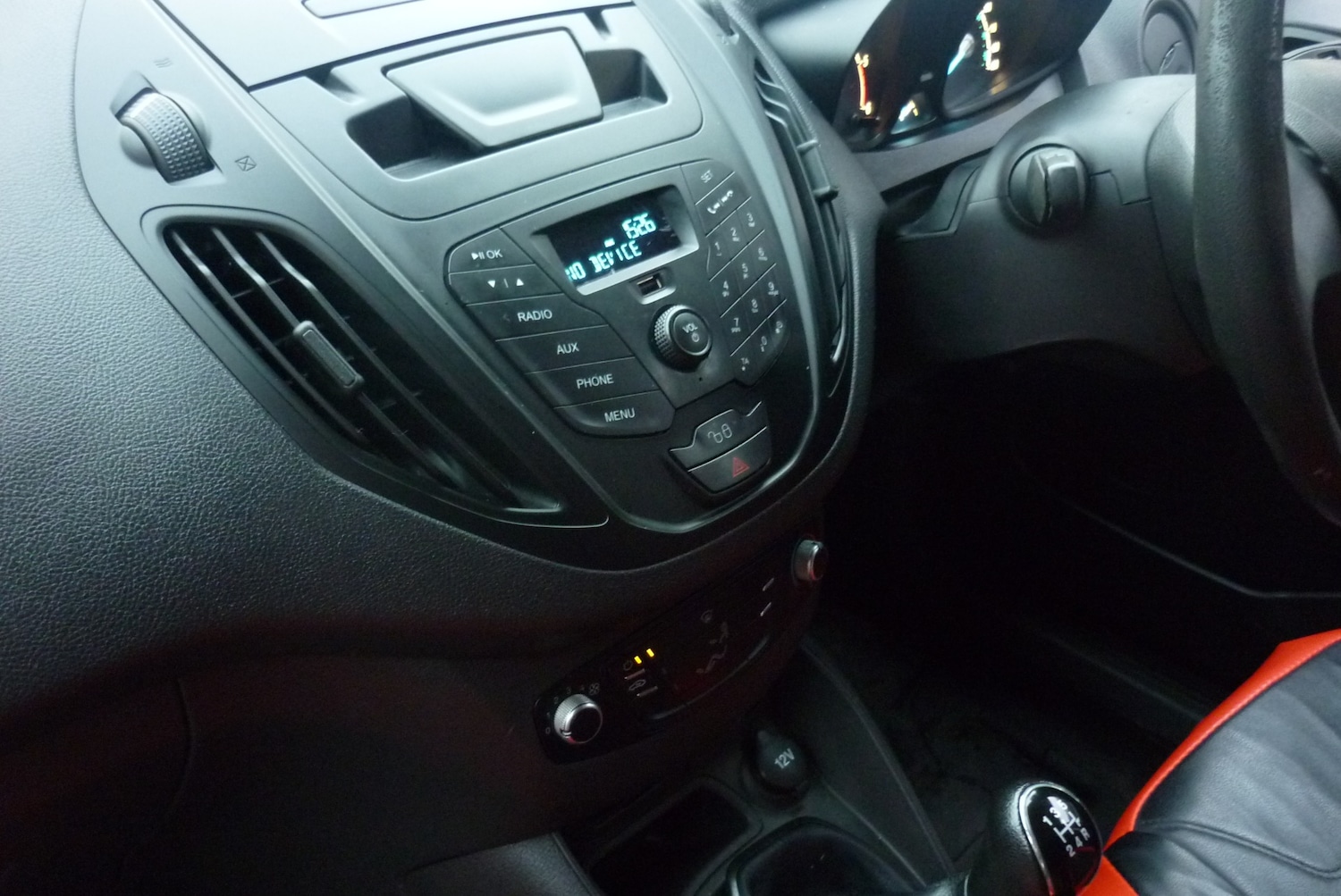 Used Ford Transit Courier 2016 for sale - 77409083: Photo 16