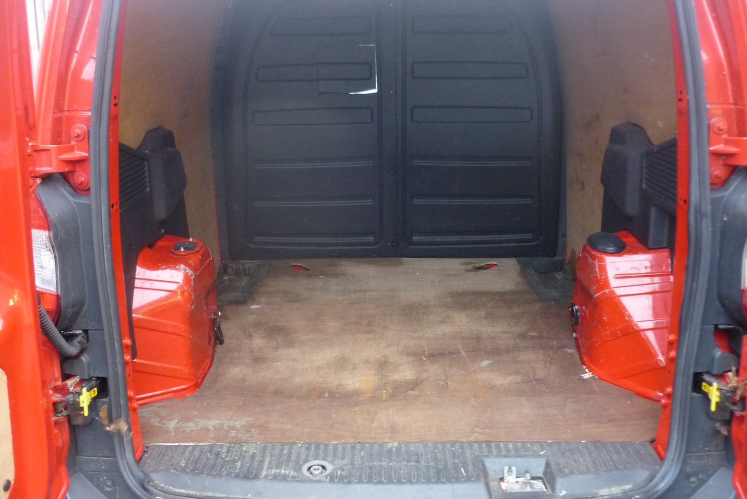 Used Ford Transit Courier 2016 for sale - 77409083: Photo 3