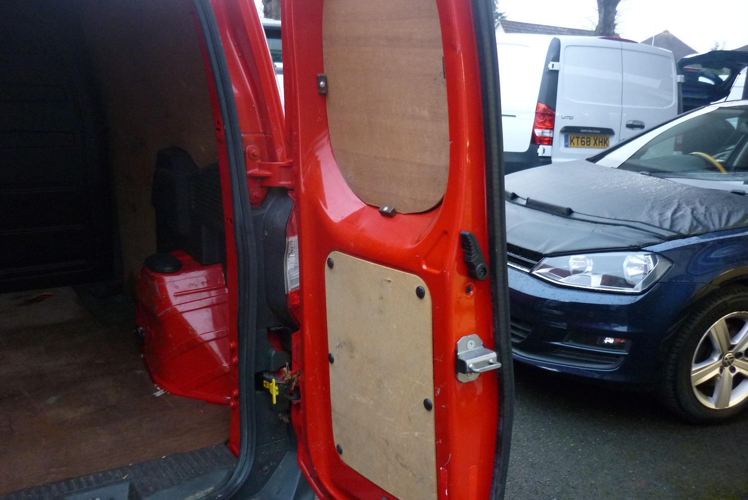 Used Ford Transit Courier 2016 for sale - 77409083: Photo 9