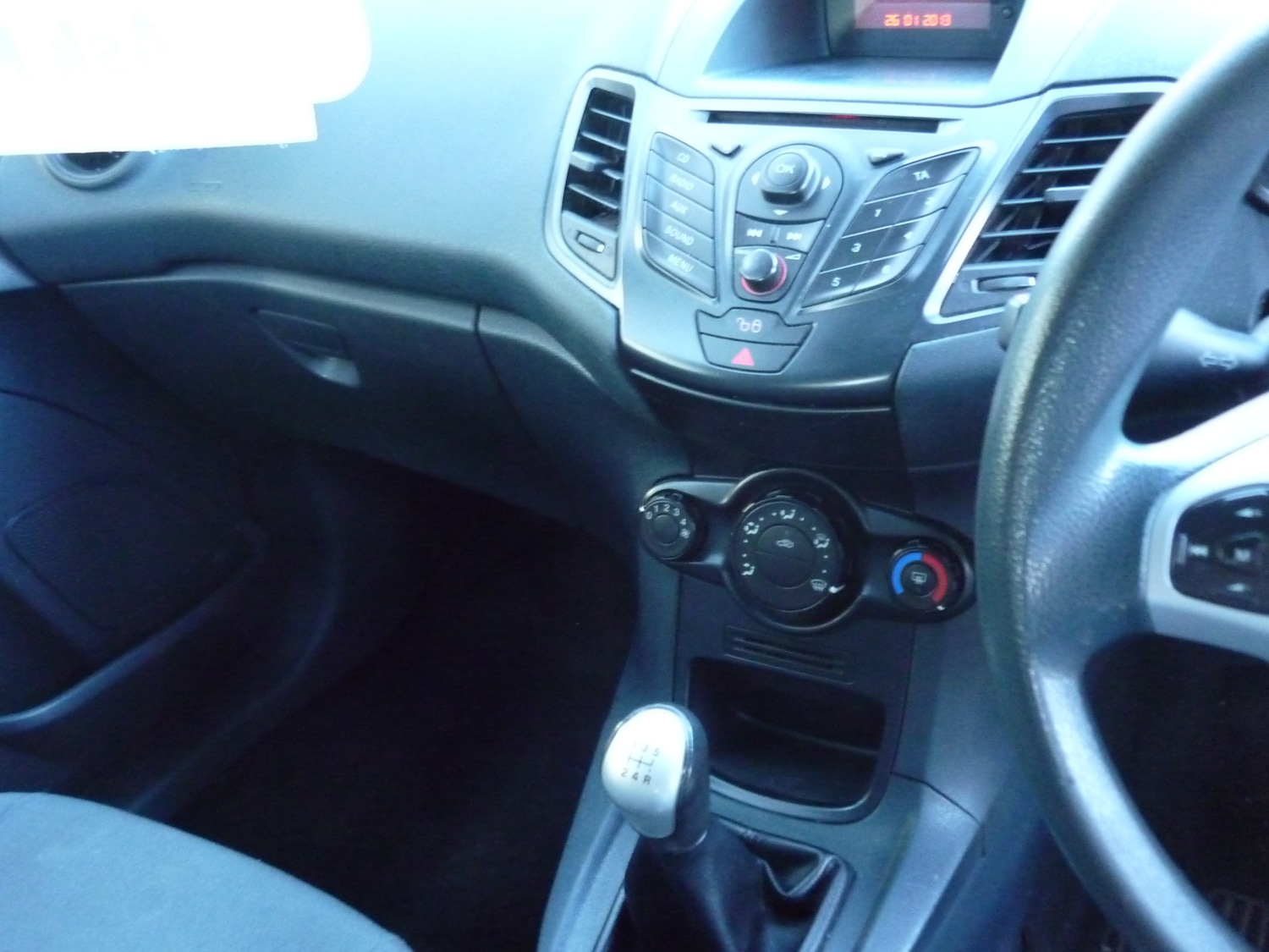 Used Ford Fiesta 2012 for sale - 76401198: Photo 24