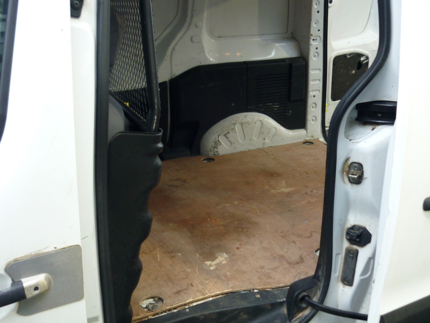 Used Peugeot Partner 2014 for sale - 77281790: Photo 12