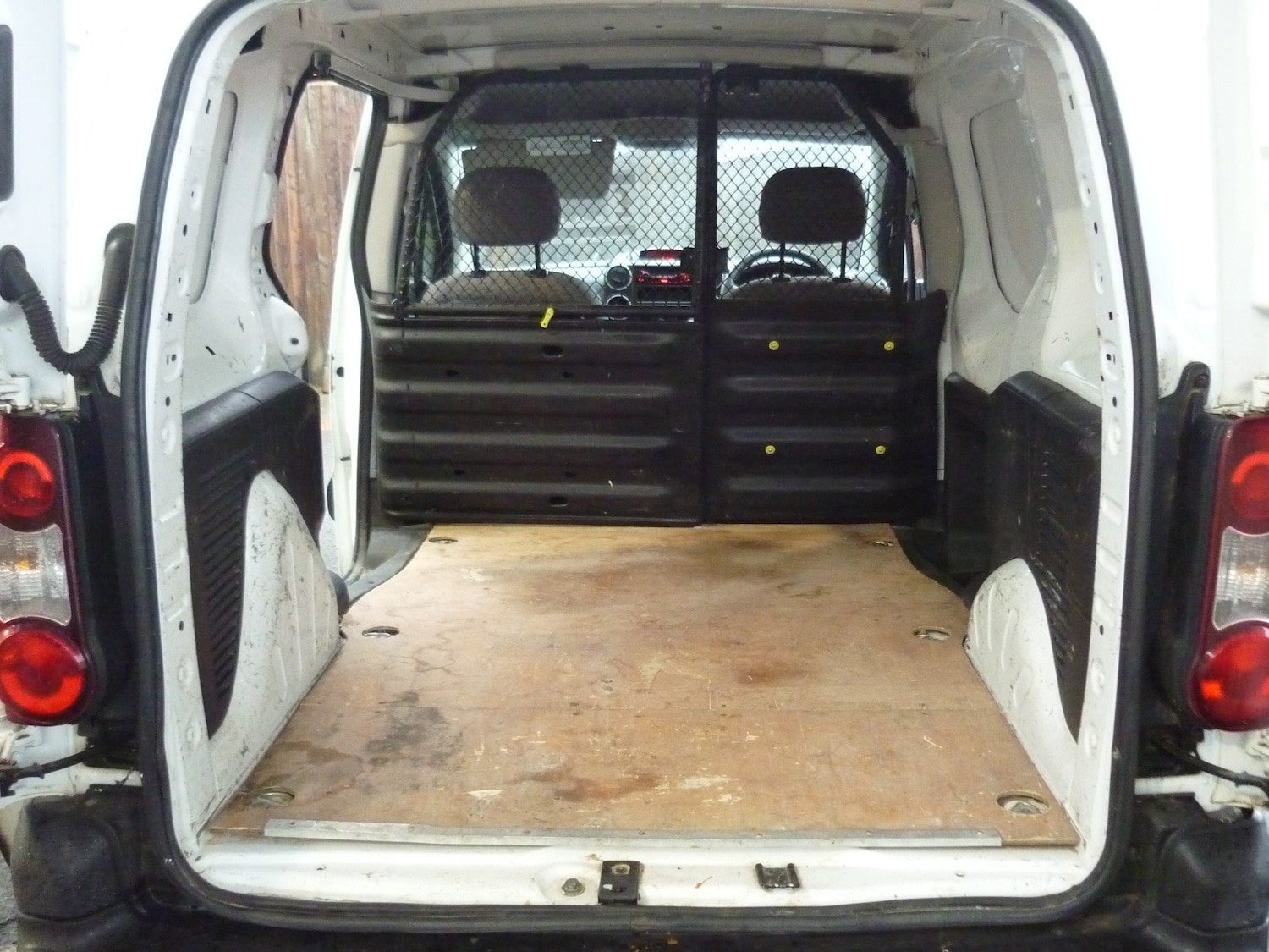 Used Peugeot Partner 2014 for sale - 77281790: Photo 4