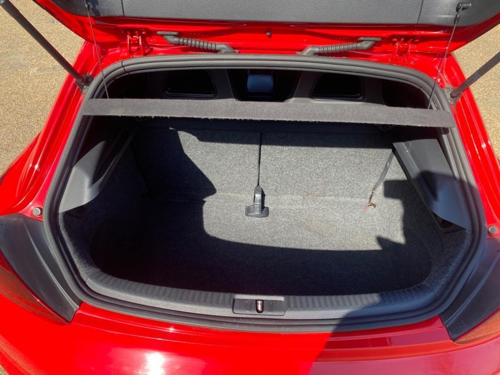 Used Volkswagen Scirocco 2015 for sale - 77628874: Photo 17