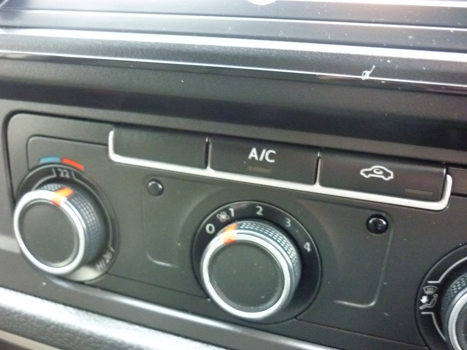 Used Volkswagen Transporter 2018 for sale - 78140541: Photo 23