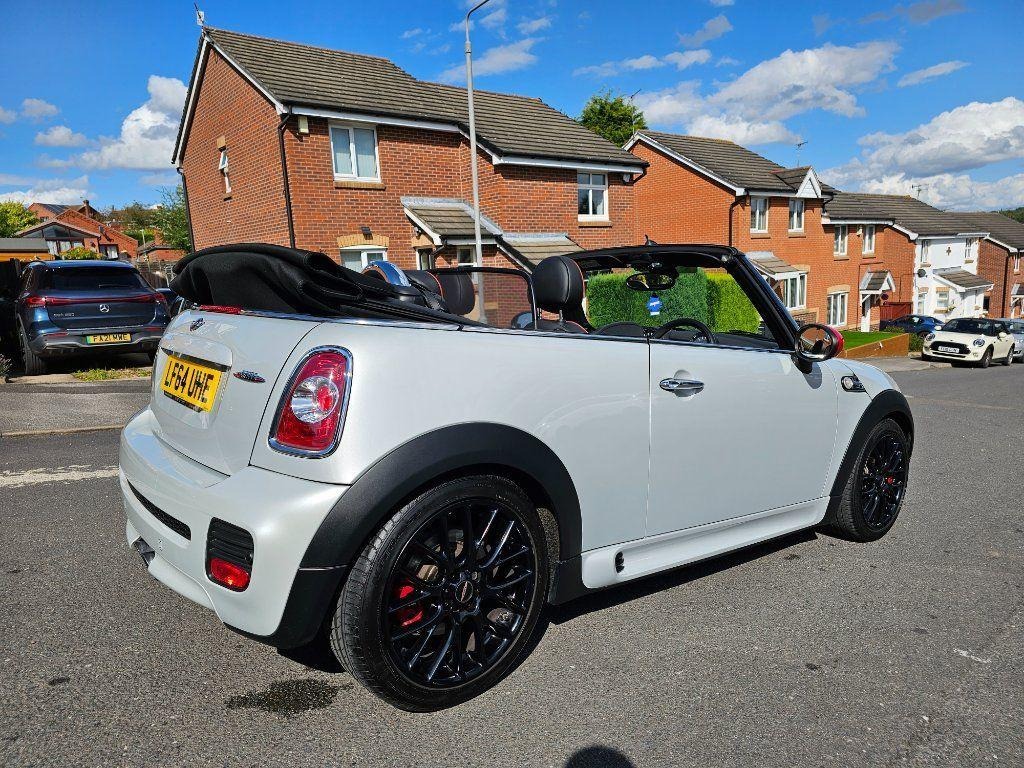 Used MINI Convertible 2014 for sale - 77628842: Photo 4