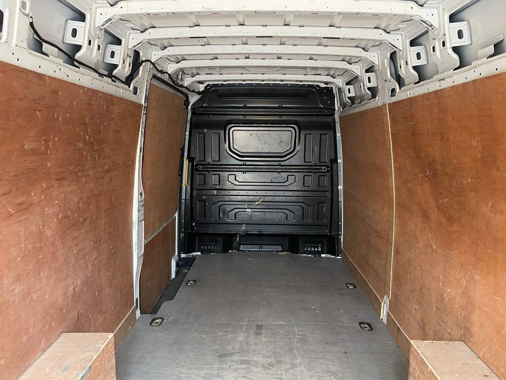 Used Volkswagen Crafter 2018 for sale - 77630143: Photo 10