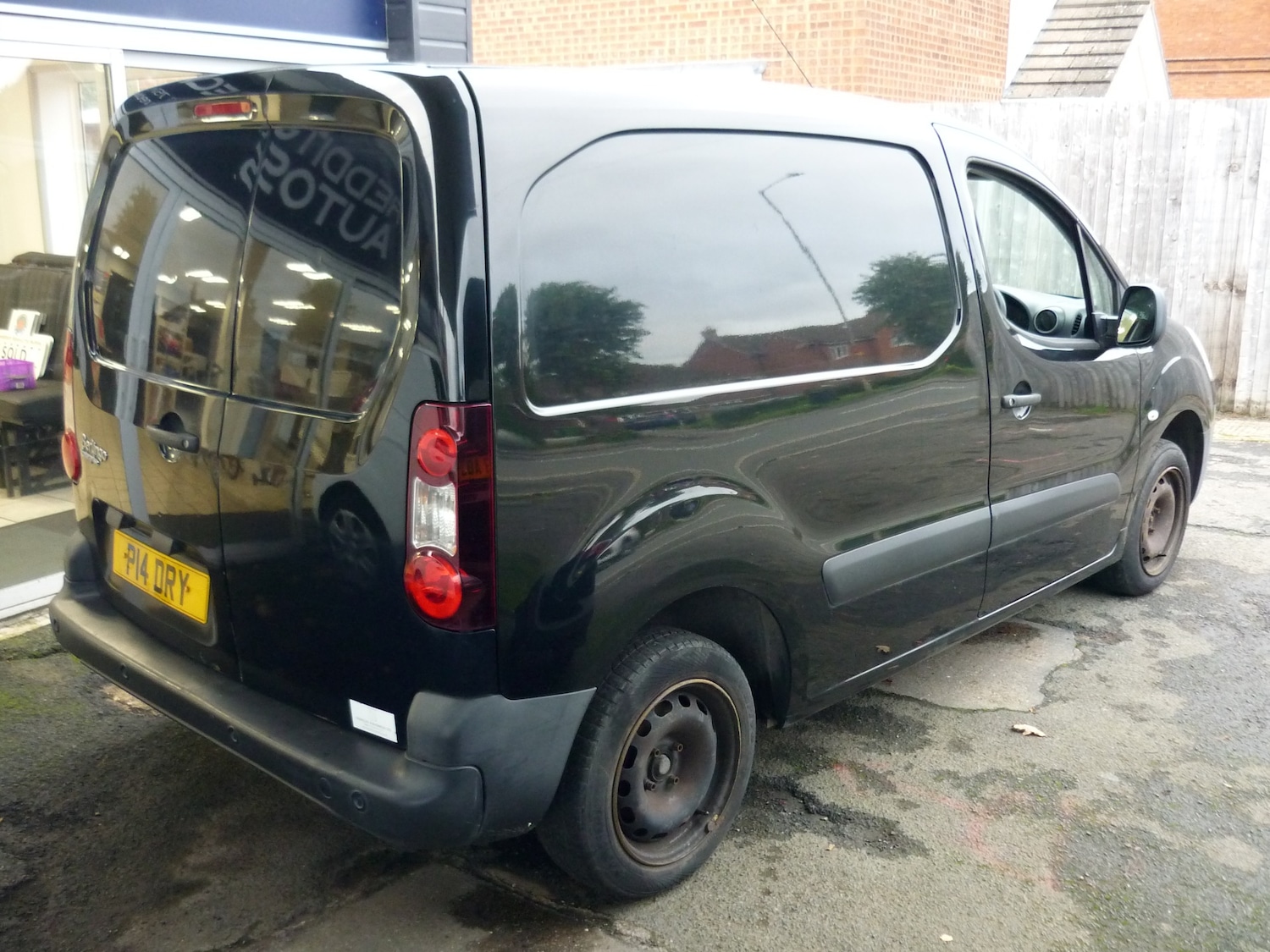 Used Citroen Berlingo 2014 for sale - 76453142: Photo 3