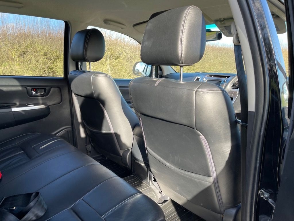 Used Toyota Hilux 2015 for sale - 77629751: Photo 11