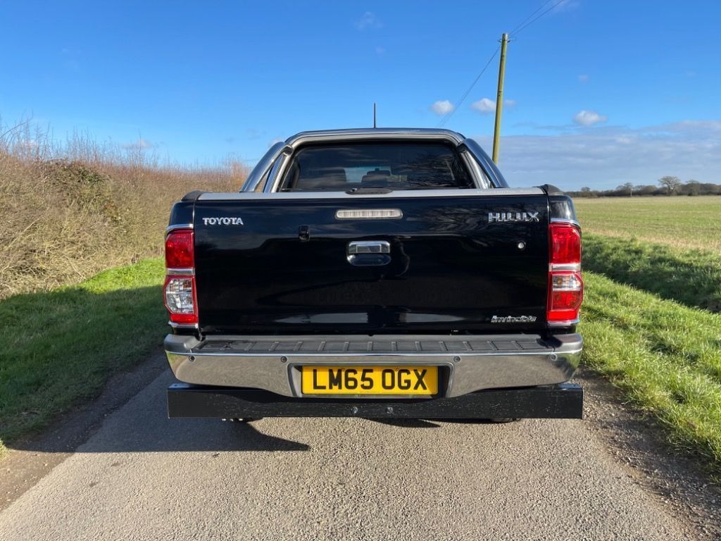 Used Toyota Hilux 2015 for sale - 77629751: Photo 3