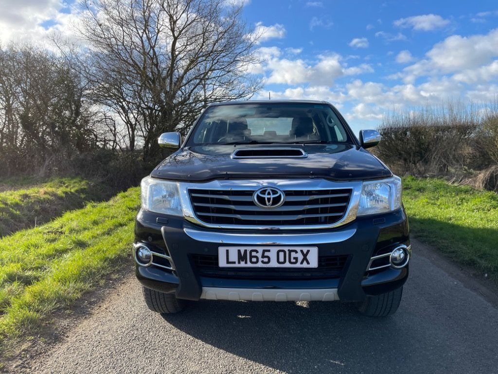 Used Toyota Hilux 2015 for sale - 77629751: Photo 4