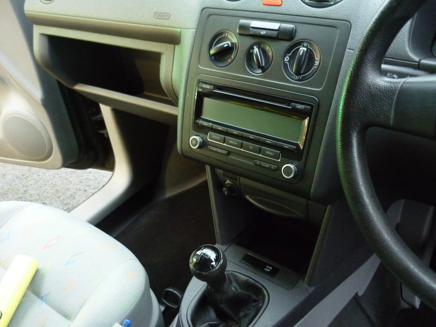 Used Volkswagen Caddy 2010 for sale - 77282077: Photo 23