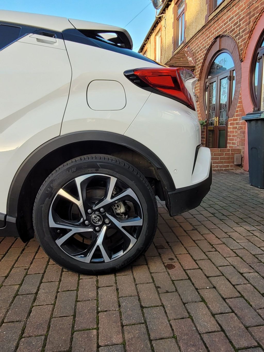 Used Toyota C-HR 2019 for sale - 77629508: Photo 4