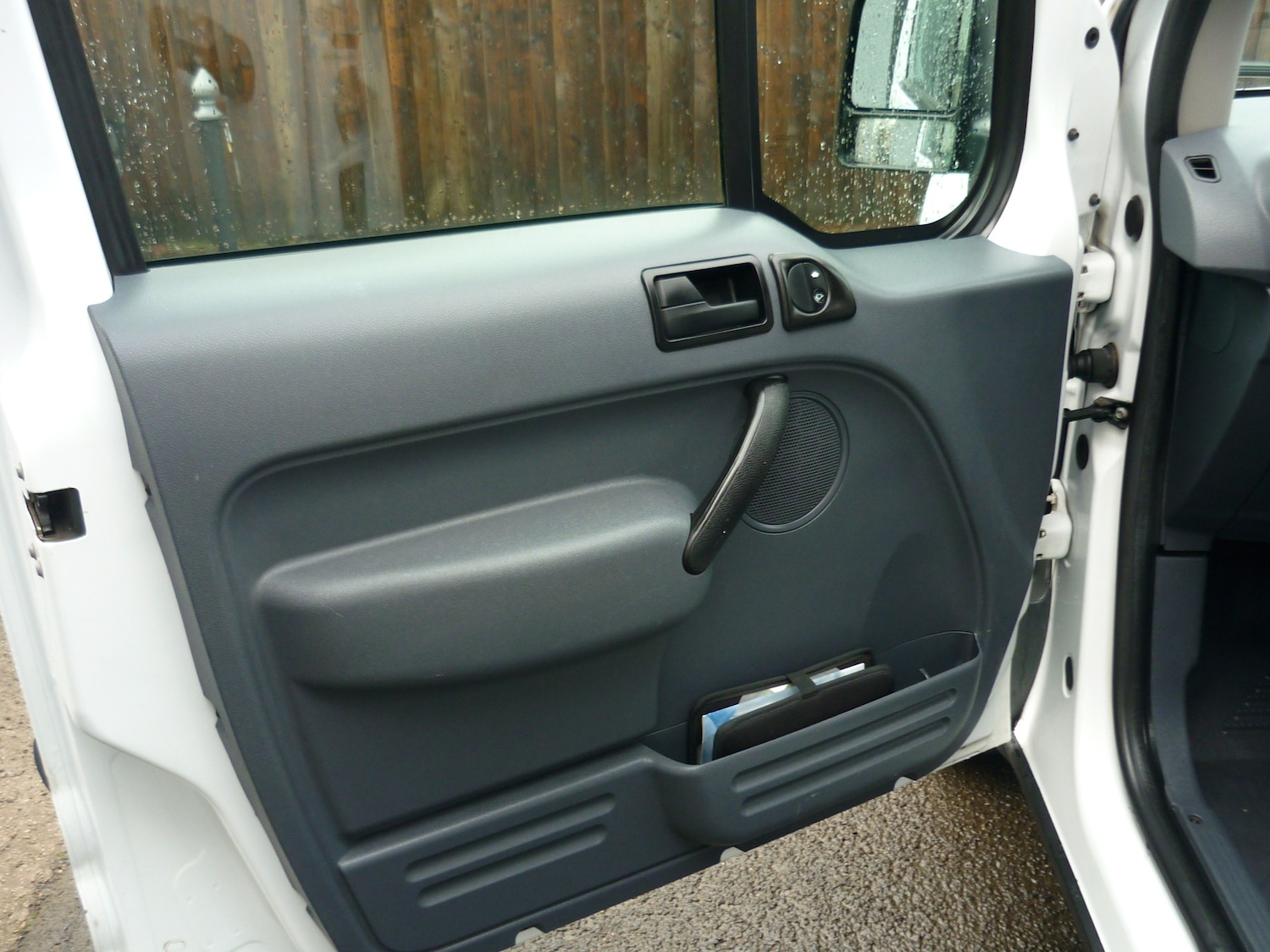 Used Ford Transit Connect 2010 for sale - 76536383: Photo 18